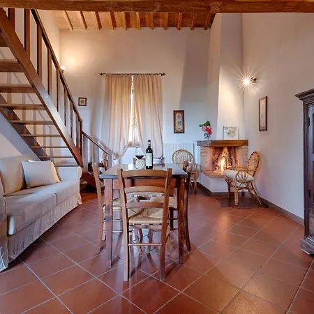 Castello Di Bossi Agroturismo