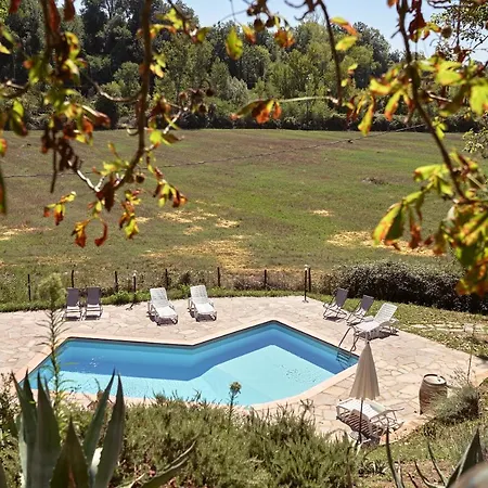 Castello Di Bossi Agroturismo *